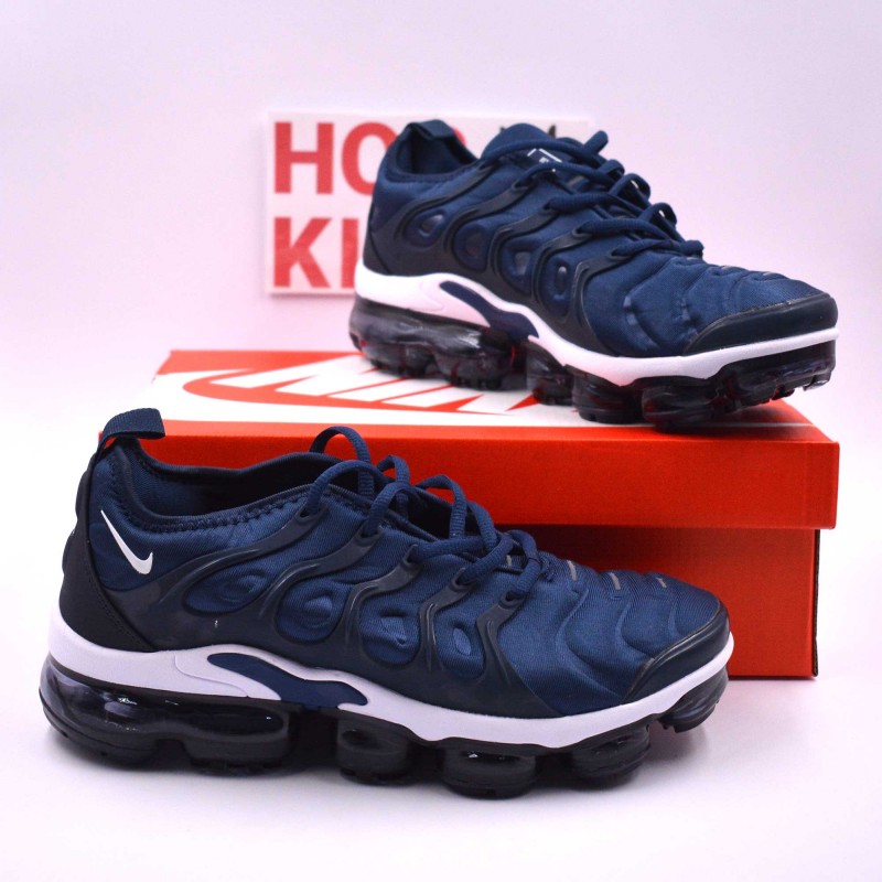 blue and white air vapormax